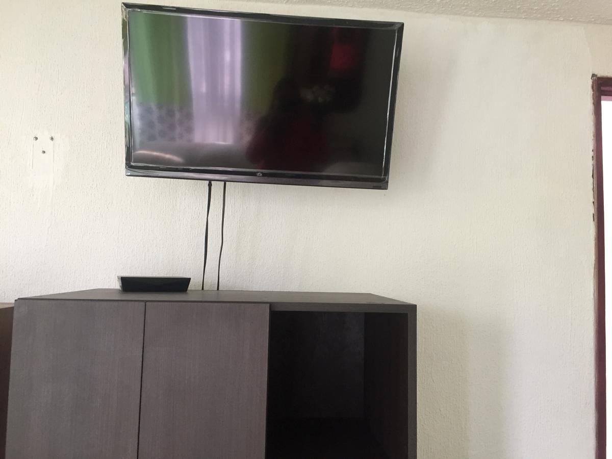 טולה דה איינדה Hotel Andrea מראה חיצוני תמונה